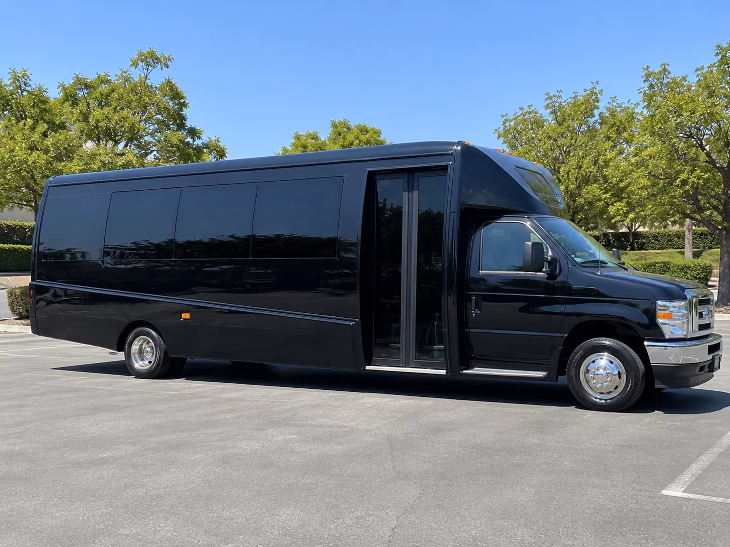 book the perfect ride for your next airport transfer 5